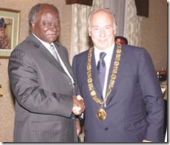 From Ismailimail Archives: Nairobi, Kenya August 13, 2007 His Excellency President Mwai Kibaki bestowed Kenya’s highest medal of honour, the Chief of the Order of the Golden Heart.