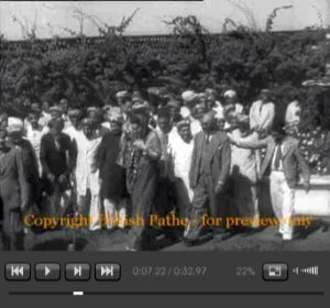 aga-khan-iii-preparing-to-weigh-1946