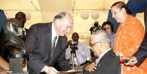 The Aga Khan honours the longest serving Nation distributor from Kisumu Mr Abdul Ibrahim and his wife Zarin Daya