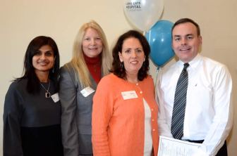 Zahra Kanji receives North Shore Health Care Award for Clinical Practice