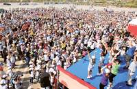 Terry Fox Run draws thousands - Aga Khan Scouts & Guides participates with a 45-member musical band | GulfNews