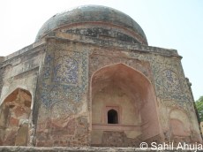 Pixelated Memories: Nila Gumbad, New Delhi