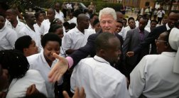 In Africa, Bill Clinton Toils for a Charitable Legacy - NYTimes.com