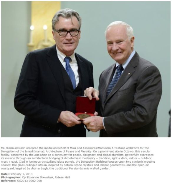 The Delegation of the Ismaili Inamat Building receives Architecture of Peace and Plurality award from Governor General of Canada