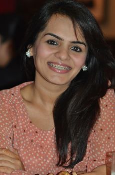 Faizmeen Pirali receives Salute to Nurses Scholarship Award - Houston Chronicle