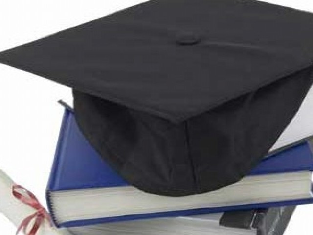 Aga Khan University-Education Board high achievers to get scholarship from Fancy Foundation
