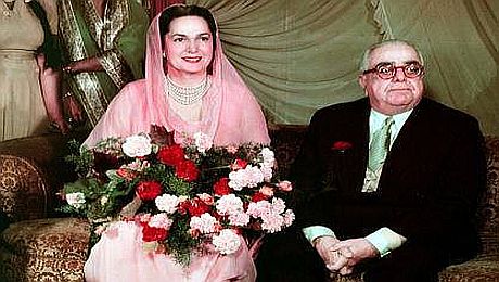 Photo Dr Ghulam Nabi Kazi: The Aga Khan III with his radiant wife