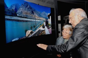 Golden Jubilee Exhibition RAYS OF LIGHT Canadian tour draws to a close - Next stop Dar es Salaam, Tanzania