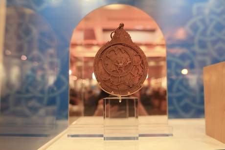 Matchless tolerance of the 18th century brass astrolabe