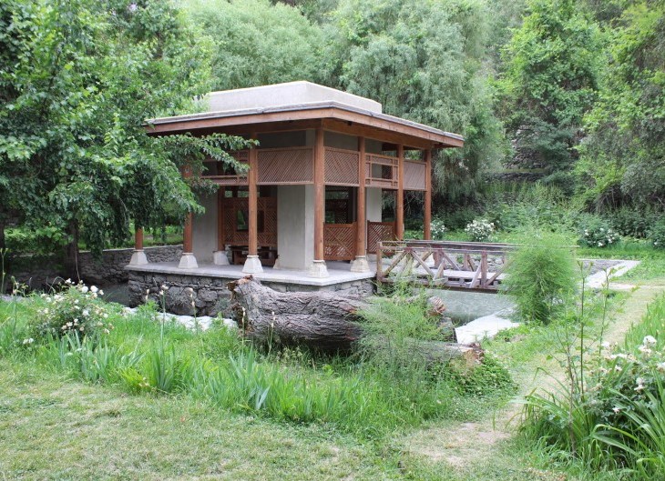 A 400-year-old fort undergoes a major facelift in Pakistan - An impoverished town gets much-needed opportunities