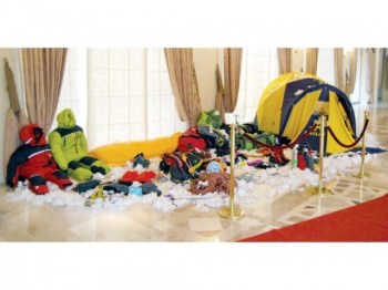 Seven Summits in Seven Continents: Brother-sister duo receive rousing welcome – The Express Tribune