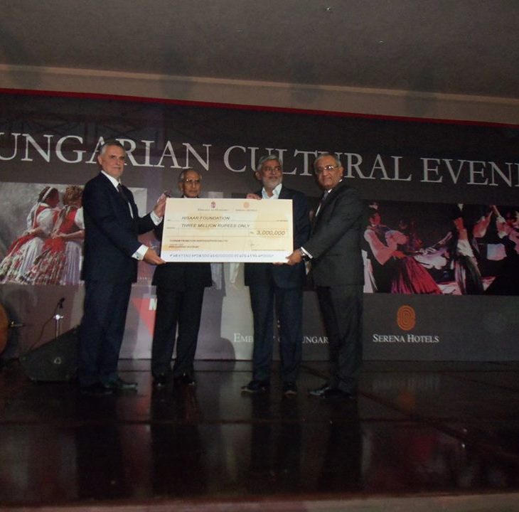 Serena Hotels donates Rs. 3 million to Hisaar Foundation for Thar drought relief