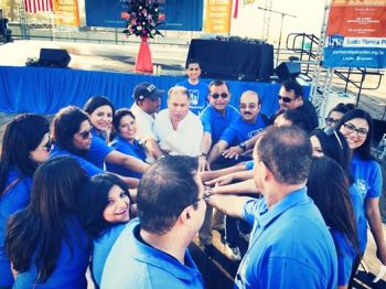 2,100 Walk in Los Angeles to End Global Poverty at Partnership Walk