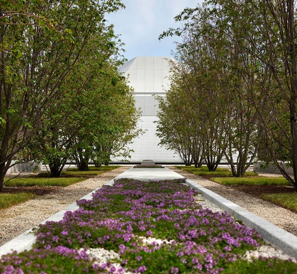 The garden at the Aga Khan Museum. Photo: Aga Khan Development Network.