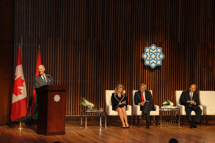 Prince Amyn making jokes during the inaugural address of the Aga Khan Museum. [Image © Ismailimail/AM]