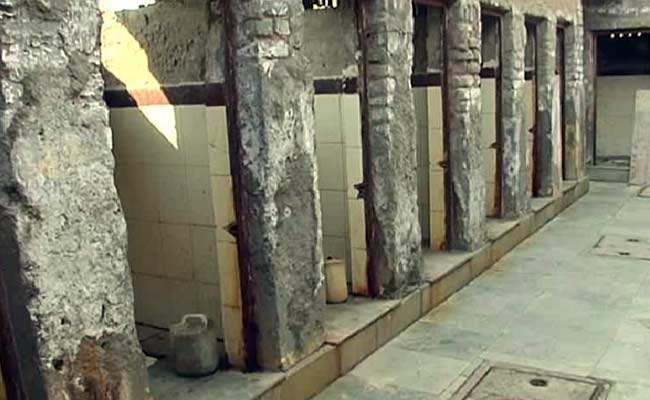 India Matters: Toilet Stories in Delhi, an Overview