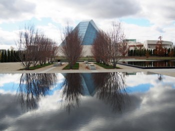CanCulture | Inside the Aga Khan Museum