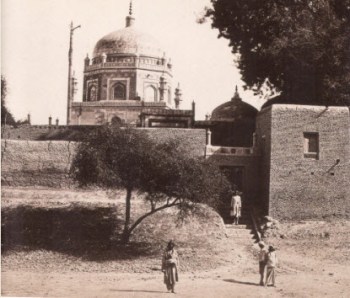 Mausoleum of Pir Shams