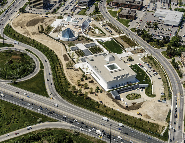 The Aga Khan Museum (foreground), shares a plaza with Ismaili Centre (shown at top left). (Photo © Kalloon Photography via Architectural Record)