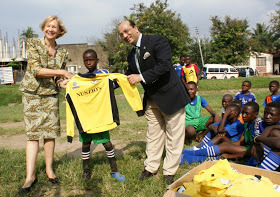 British High Commissioner in Tanzania meets Street Child World Champions 2014 in Mwanza