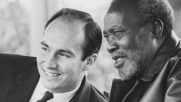 The Aga Khan with the first president of Kenya, Jomo Kenyatta. AKDN has created development projects in education, health, media, communication, tourism and more, in many areas especially in Africa and Asia. (Image via CCTV/CNTV).