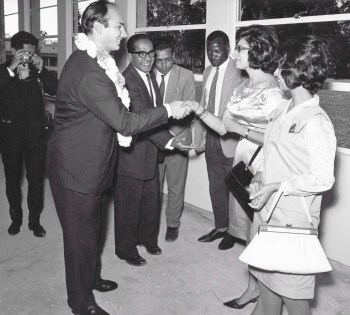hazar imam visiting aga khan school in arusha