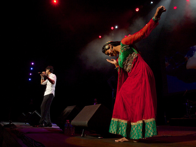 Salim Sulaiman Live 2014 - Vancouver - Nov 1 2014, Karima Essa