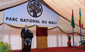 His Highness the Aga Khan delivering his address at the Opening Ceremony of the National Park of Mali. (Photo: AKDN / Gary Otte)