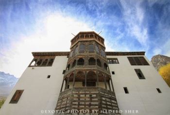 ‘Bees Futti’ (The twenty feet high) - Khaplu Palace, Skardu valley, Pakistan