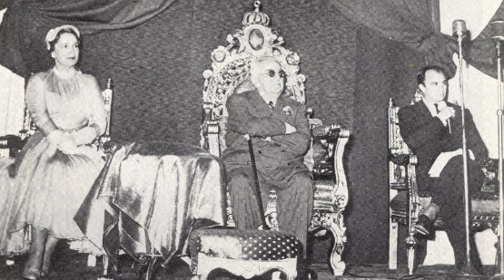 Imam Sultan Mahomed Shah with Mata Salamat and Prince Aly Khan at the Platinum Jubilee commemoration in Cairo (Photo: Ilm, Centenary Issue, November 1977)