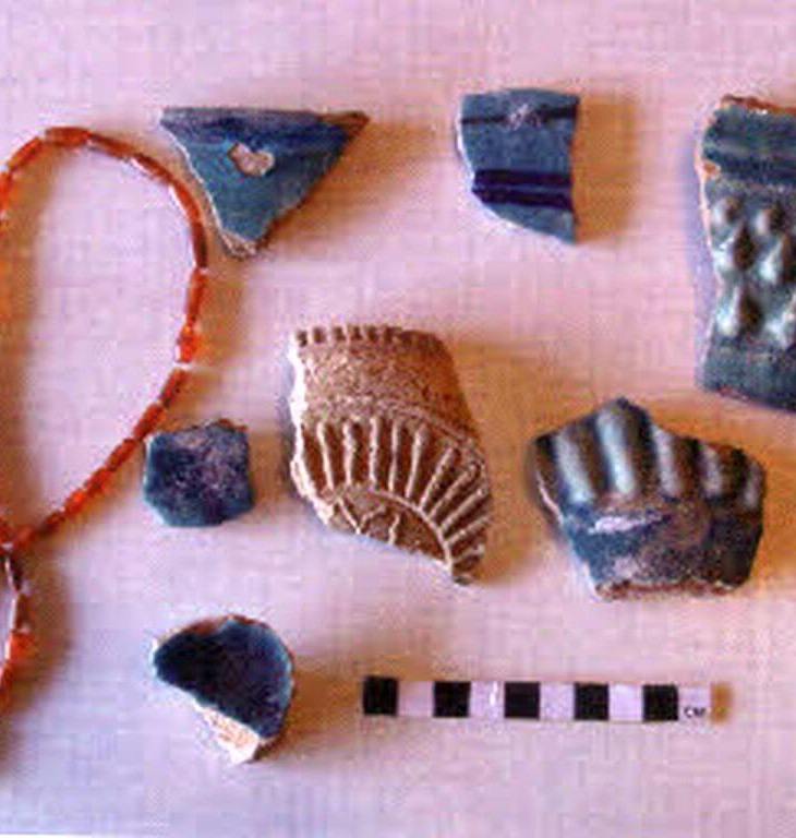 Agate beads and fine moulded wares from Andej. Photo: Eagle's Nest