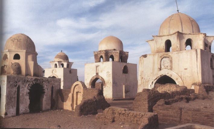 Tombs in the Aswan necropolis, 12th century. Photo: Sibylle Mazot/Islam Art & Architecture