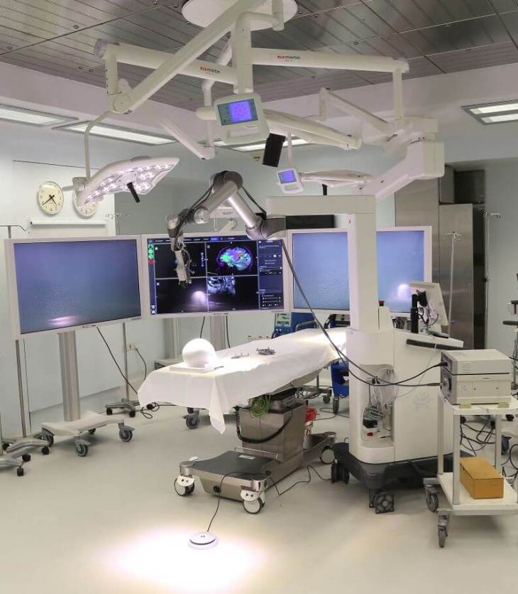 Inauguration Ceremony: Advanced equipment for brain surgeries comes to Pakistan at the Aga Khan University Hospital
