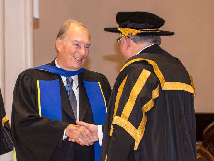 St. Mike’s Pontifical Institute honours Muslim leader