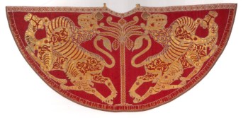 Coronation mantle Roger II, Palermo, 1133-4, Vienna Kunsthistorisches Museum. Image: Jonathan Bloom, Arts of the City Victorious