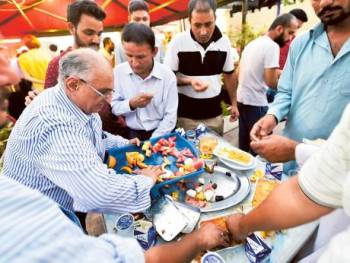 Amir Ali Khemani: Serving the world to make a difference | GulfNews.com