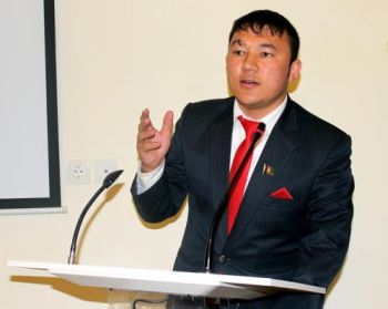 Support & Sponsor Abdul Ghafar Nazari to represent Afghanistan at One Young World Summit 2016 in Ottawa, Canada