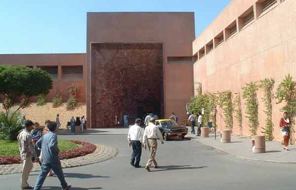 Busiest in the City, AKUH's Emergency Room accommodates Quetta blasts victims