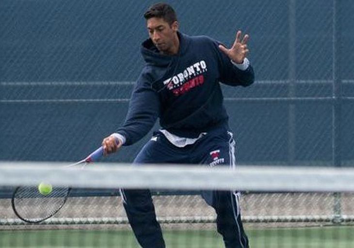 Zain Manji playing tennis