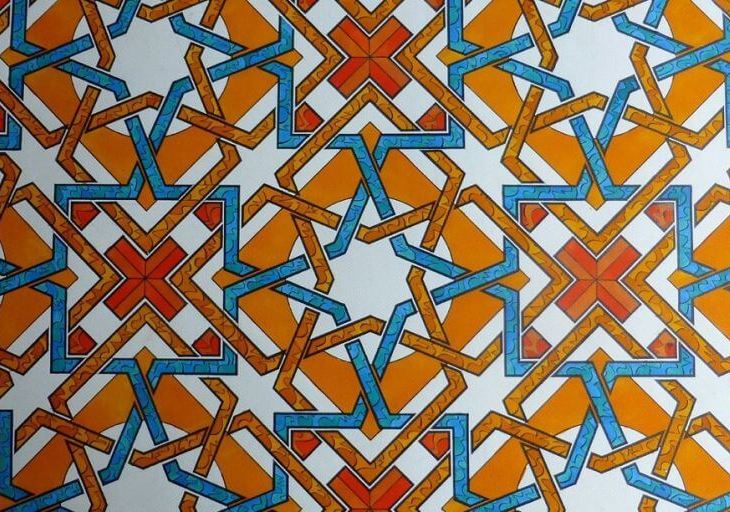 https://www.theguardian.com/science/alexs-adventures-in-numberland/2015/feb/10/muslim-rule-and-compass-the-magic-of-islamic-geometric-design#img-1