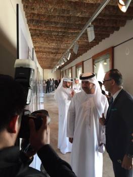 Awaidha Murshed Al Marar, Farrokh Derakhshani