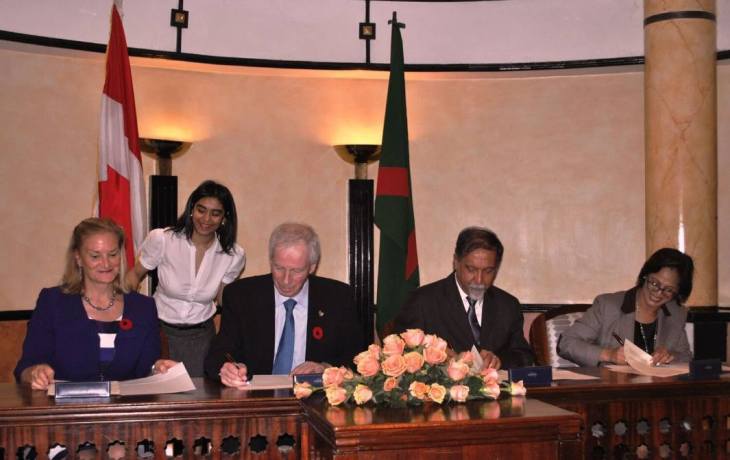 Minister Dion participated in a working lunch with heads of agencies from the Aga Khan Development Network. The Minister also took the opportunity to sign a Memorandum of Understanding for co-operation during emergencies, building on the longstanding relationship between Canada and the Aga Khan Foundation. (Image credit: Canada’s Foreign Policy—Global Affairs Canada)