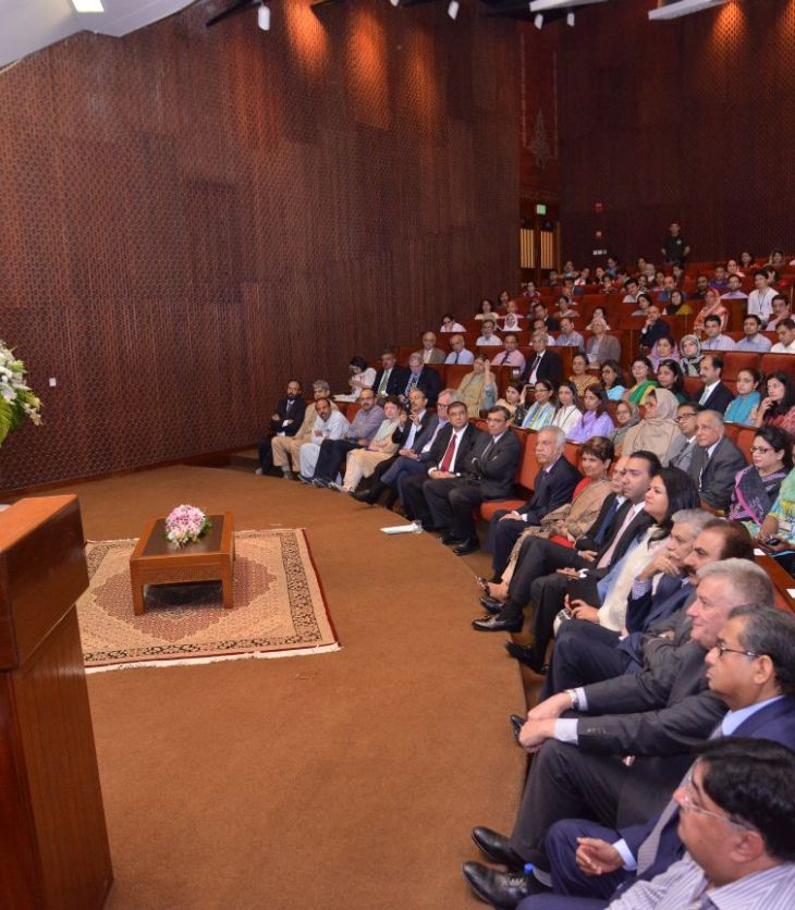 Aga Khan University's Maternal/child health project Umeed-e-Nau launched in 14 districts of Pakistan