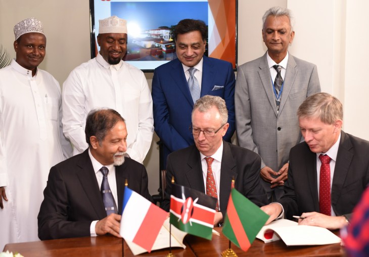 AKDN’s Resident Representative Azim Lakhani (left), French Ambassador-designate Antoine Sivan (centre) and AFD Regional Director Bruno Deprince (right) sign a € 250,000 grant agreement for strengthening capacity building in Palliative care across the AKDN Hospitals in Kenya and Tanzania. (Image credit: AKDN / Onyango K'Olwal)