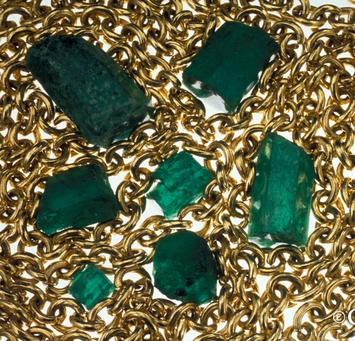 Ginan: Maal khajinaa bohotaj bhariya - Though you may have filled many treasuries with riches