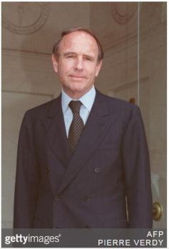 Prince Sadruddin Aga Khan poses for photographers 12 July 1988, as he arrives at the Elysee Palace in Paris, to be received as UN coordinator for Afghanistan. Son of Aga Khan III, Sadruddin worked 12 years as UN High Commissioner for Refugees. Graduated from Harvard, he was named in 1988 coordinator of United Nations Organization (ONU) for the rebuilding of Afghanistan, and, in 1990, as personal representative of General Secretary of ONU, Javier Perez de Cuellar, for the humanitarian assistance during the Gulf War. Aga Khan is also the Bellerive Foundation president founded in 1977 to study scientific, technological and peace issues. (Image credit PIERRE VERDY/AFP/Getty Images)