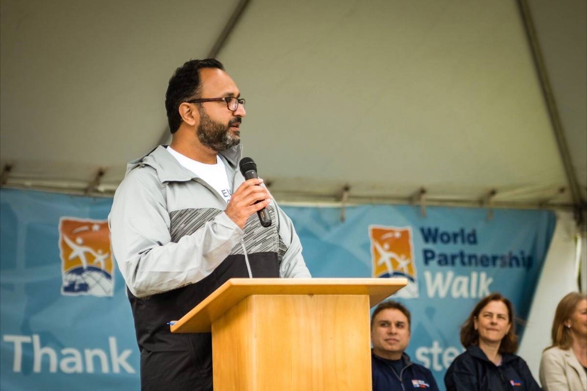 Walk to end global poverty at University of Victoria campus, Sunday