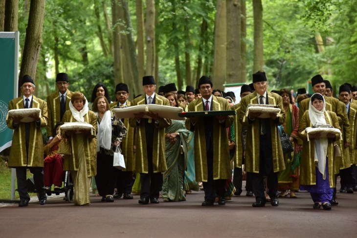 Photo Gallery: Diamond Jubilee Homage Ceremony