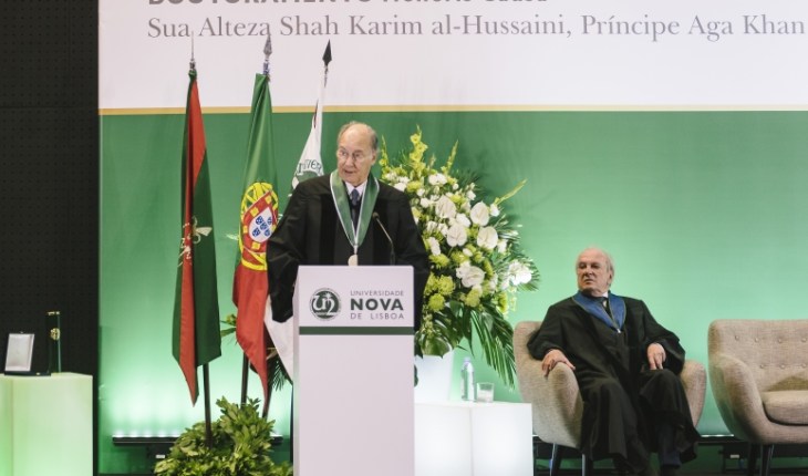 His Highness the Aga Khan delivers his acceptance remarks upon receiving an Honorary Doctorate from Universidade NOVA de Lisboa as Dr. Francisco Pinto Balsemão, Patron of the Doctorate looks on. (image credit: AKDN/Antonio Pedrosa)