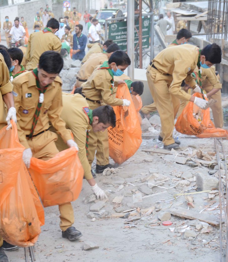 Ismaili Boys Scouts Association Gilgit - Keeping cities clean